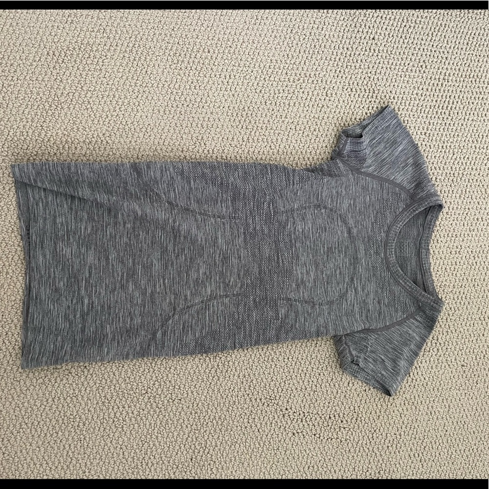 Lululemon Swiftly Shortsleeved Shirt